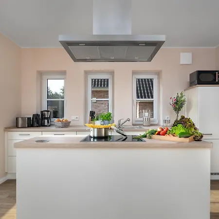 Luxurioeses Ferienhaus Sansibar Mit Sauna & Whirlwanne In Ruhiger Lage Bei St Peter-Ording Holiday home *