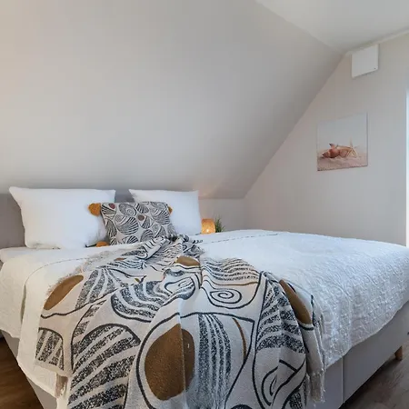 Luxurioeses Ferienhaus Sansibar Mit Sauna & Whirlwanne In Ruhiger Lage Bei St Peter-Ording Osterhever